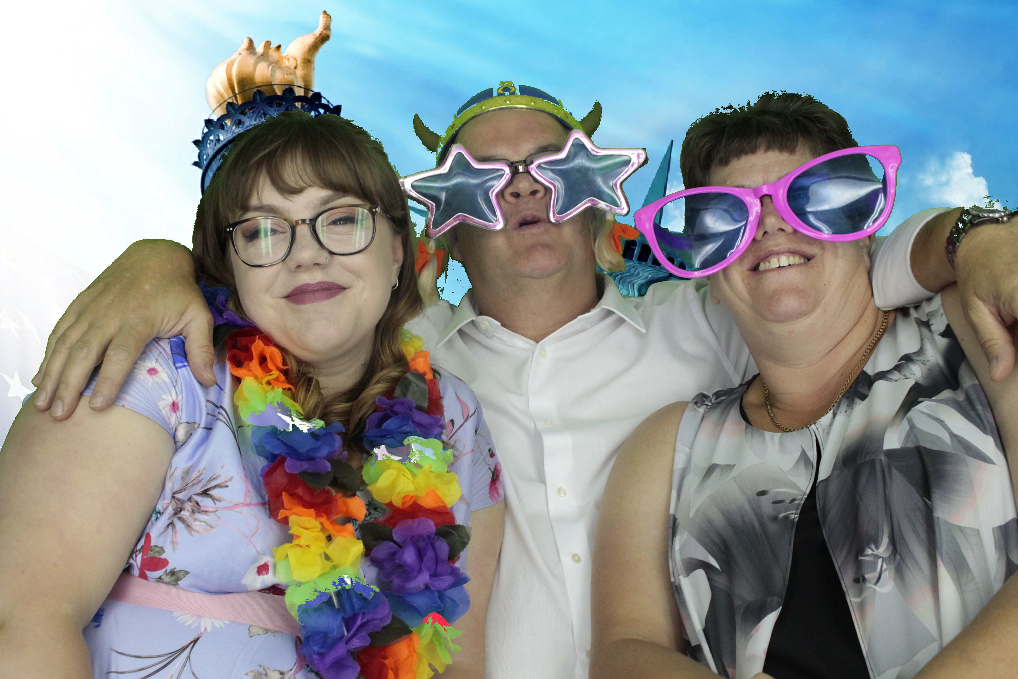 Nikki & Simon | View more photos from the event at gallery.myphotoboothexperience.co.uk/u/MyPhotoBoothExperienceLtd/Nikki-Simon